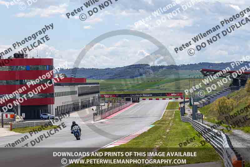 cadwell no limits trackday;cadwell park;cadwell park photographs;cadwell trackday photographs;enduro digital images;event digital images;eventdigitalimages;navarra;no limits trackdays;peter wileman photography;racing digital images;trackday digital images;trackday photos